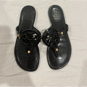 Like new Tory Burch flip flops